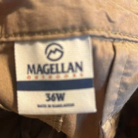 Magellan khaki shorts - Picture 3 of 3